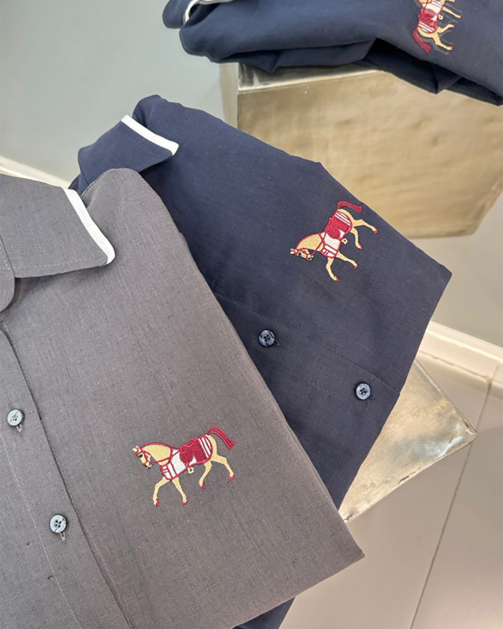 horse shirt