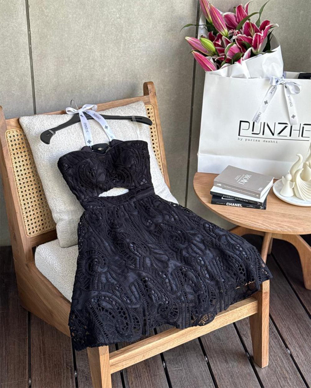chic dress