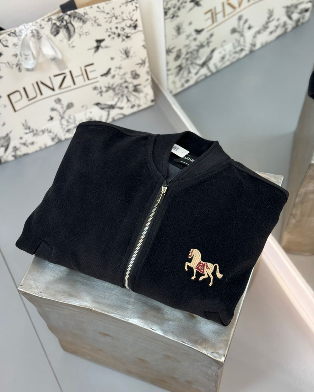 بامبر horse
