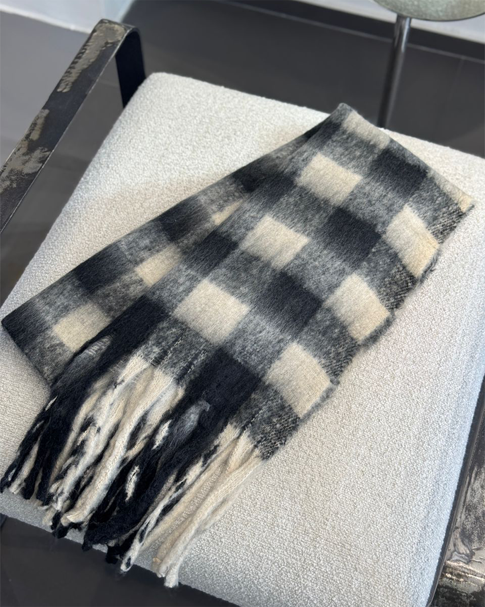 بیگ اسکارف چهارخانه