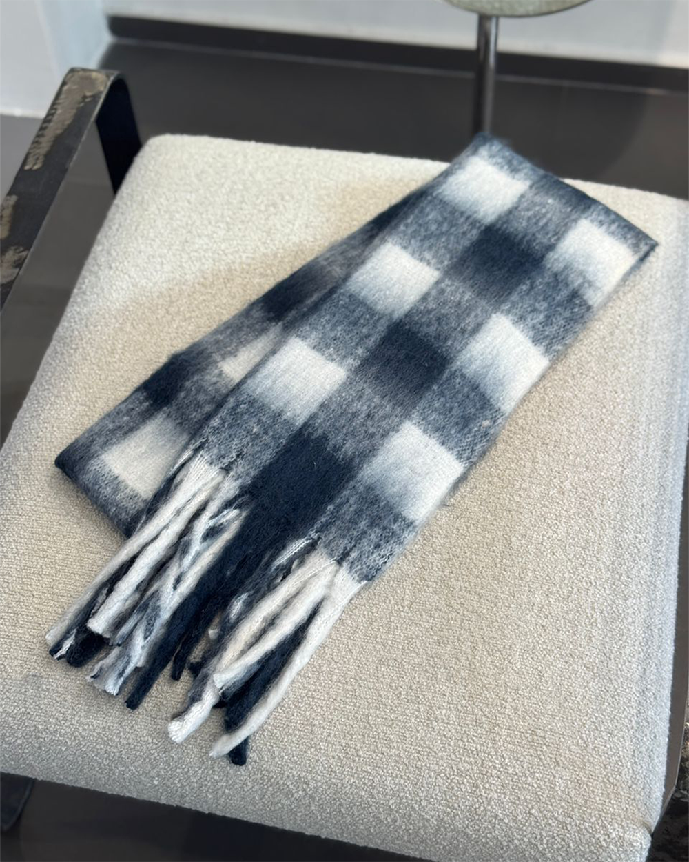 بیگ اسکارف چهارخانه