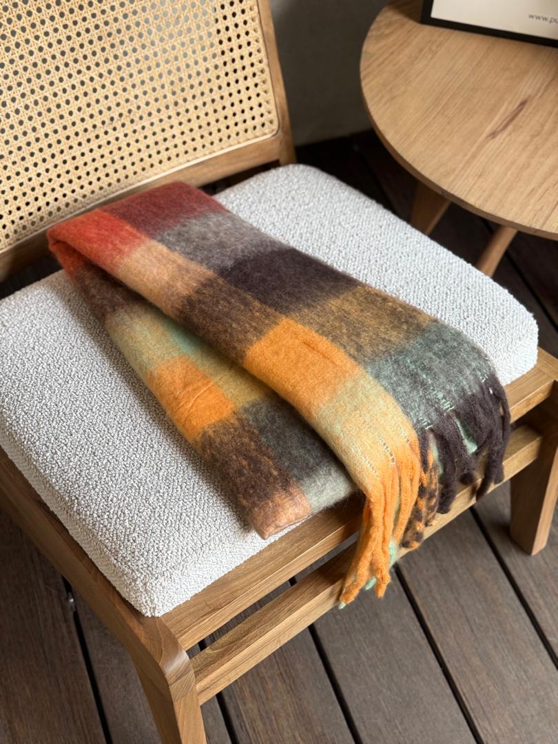 بیگ اسکارف چهارخانه