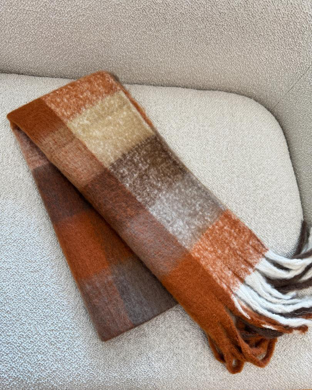 بیگ اسکارف چهارخانه