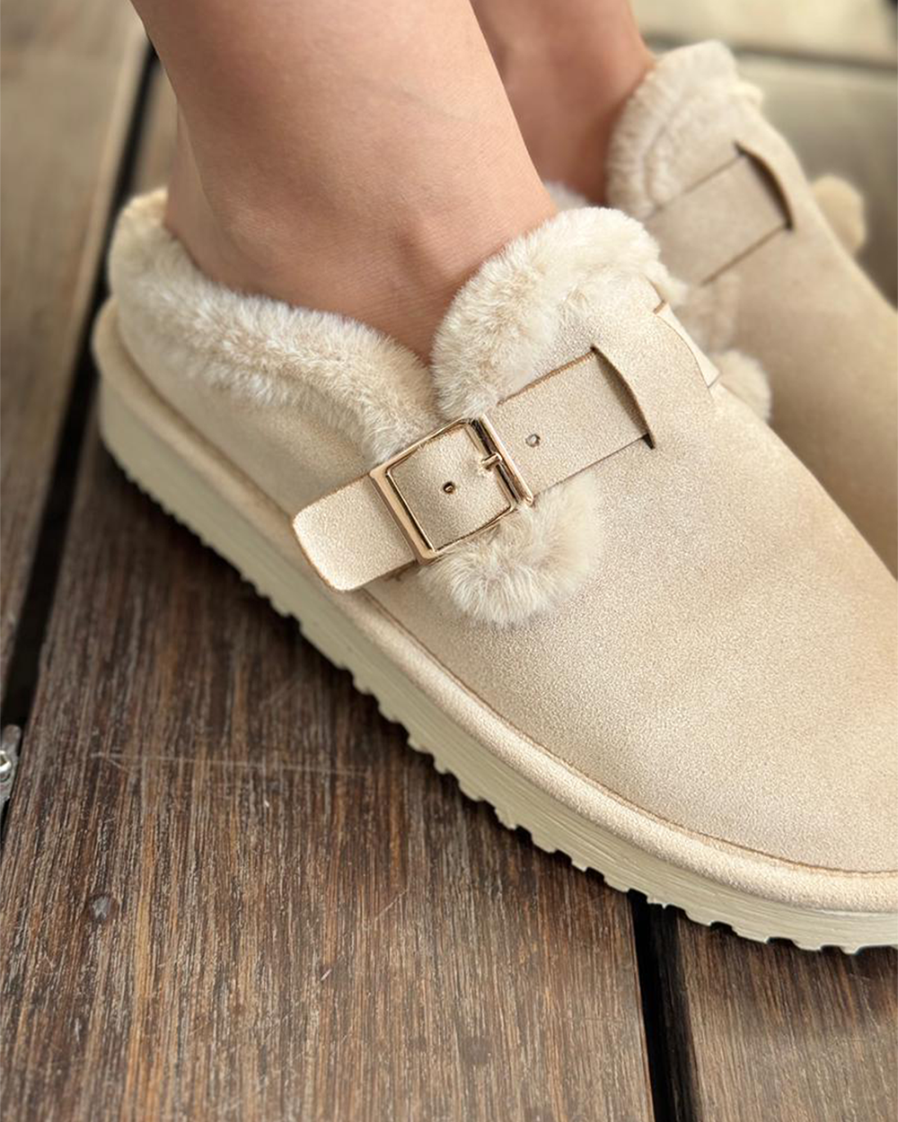 کفش velour