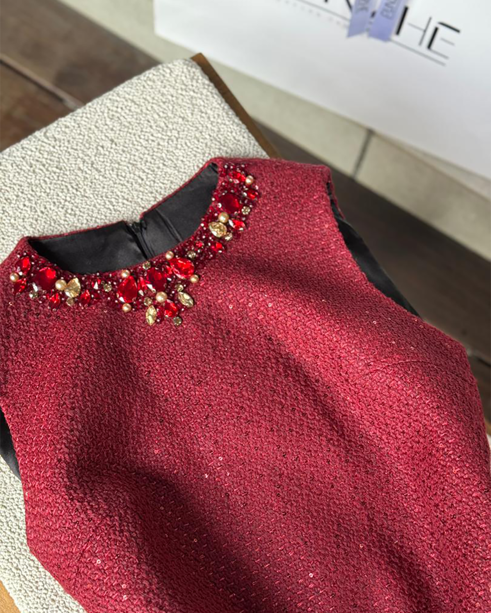 پیراهن یقه سنگ حلقه ای