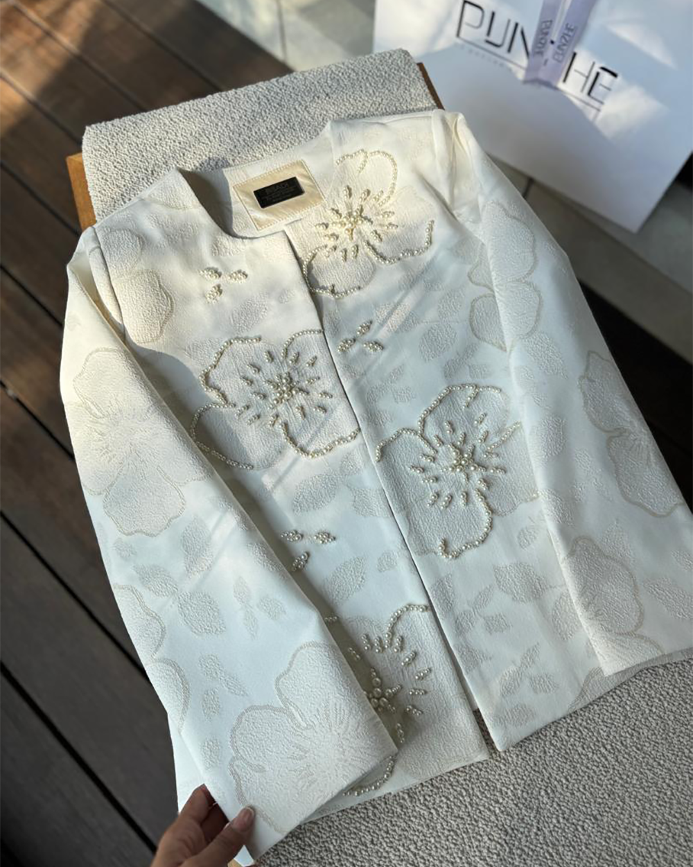 کت مروارید رز