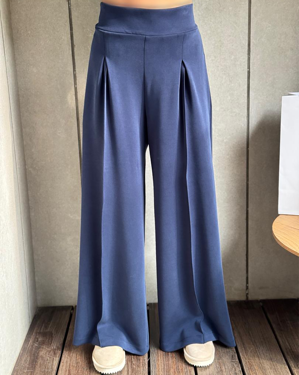 شلوار جلودوخت