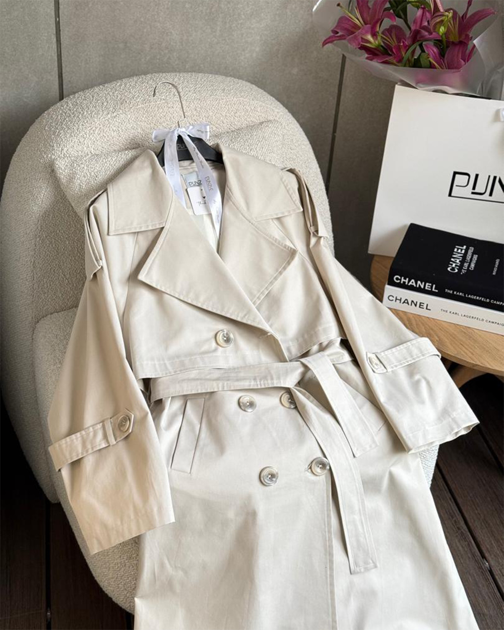 بارونی اور پشت دکمه