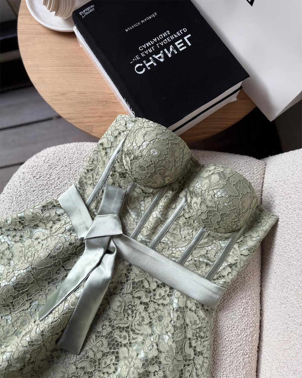 پیراهن دکلته عروسکی