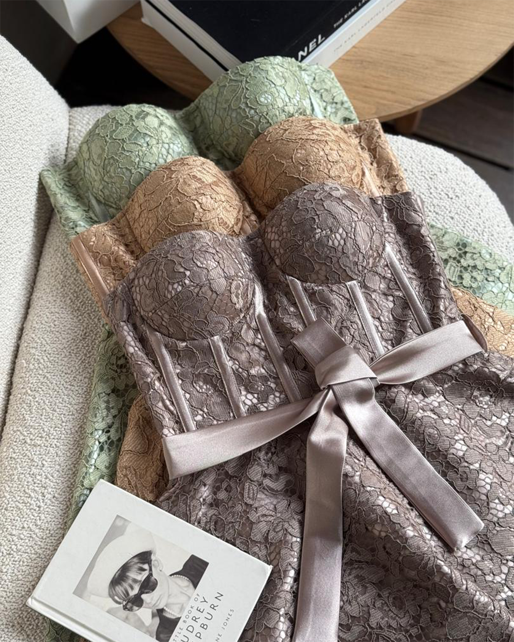 پیراهن دکلته عروسکی