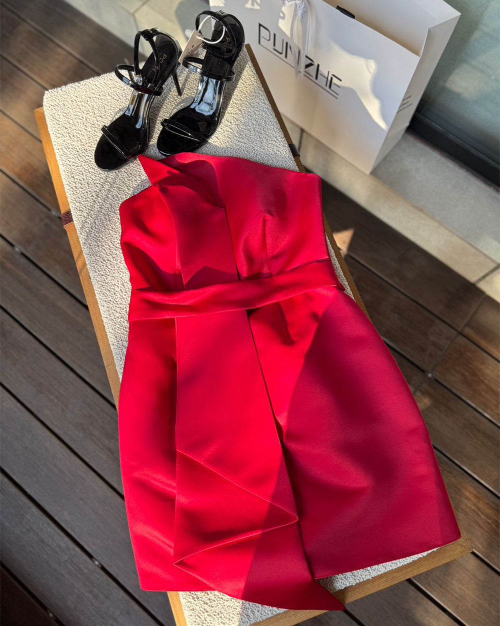 پیراهن وی تی