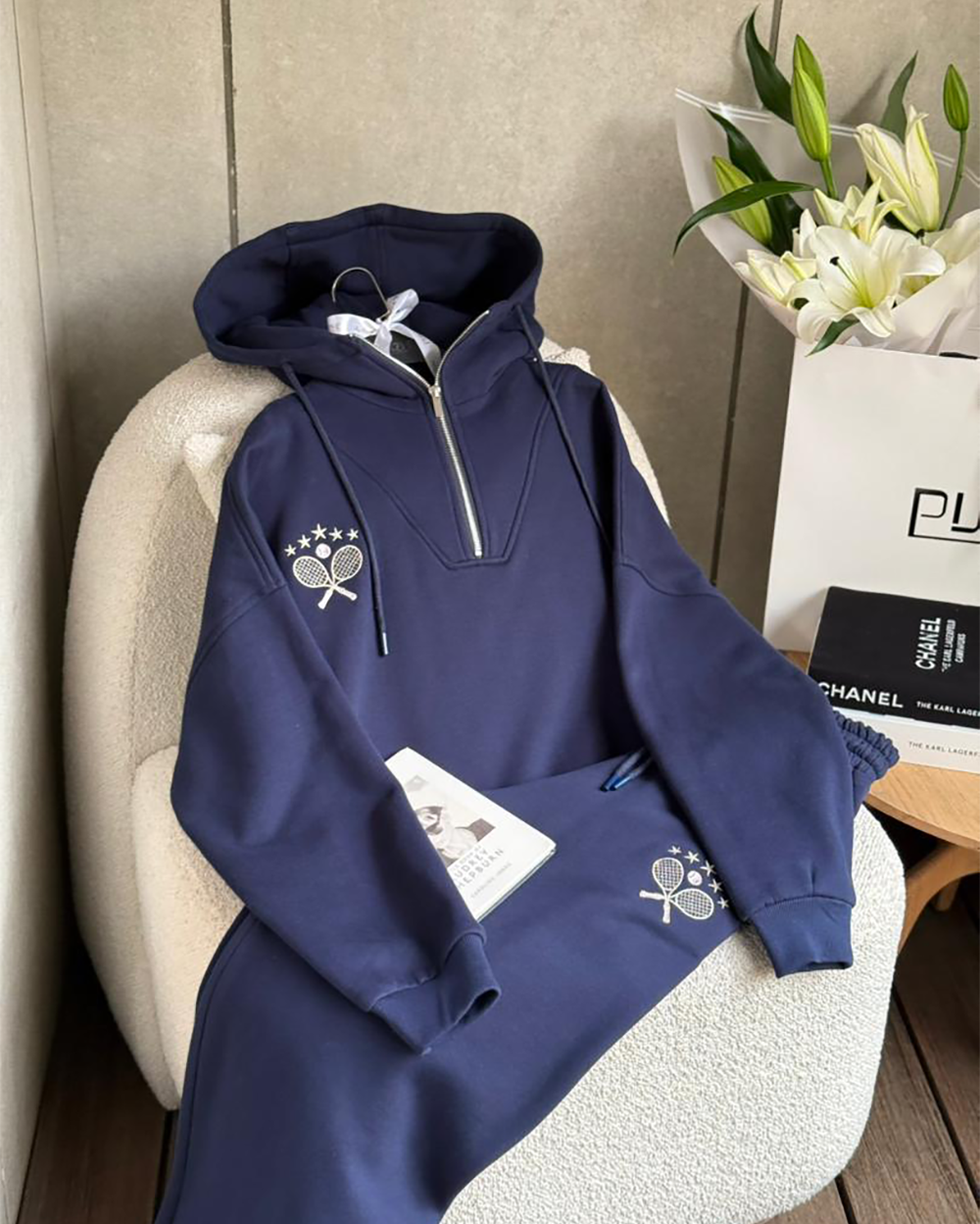 ست تنیس کلاهدار