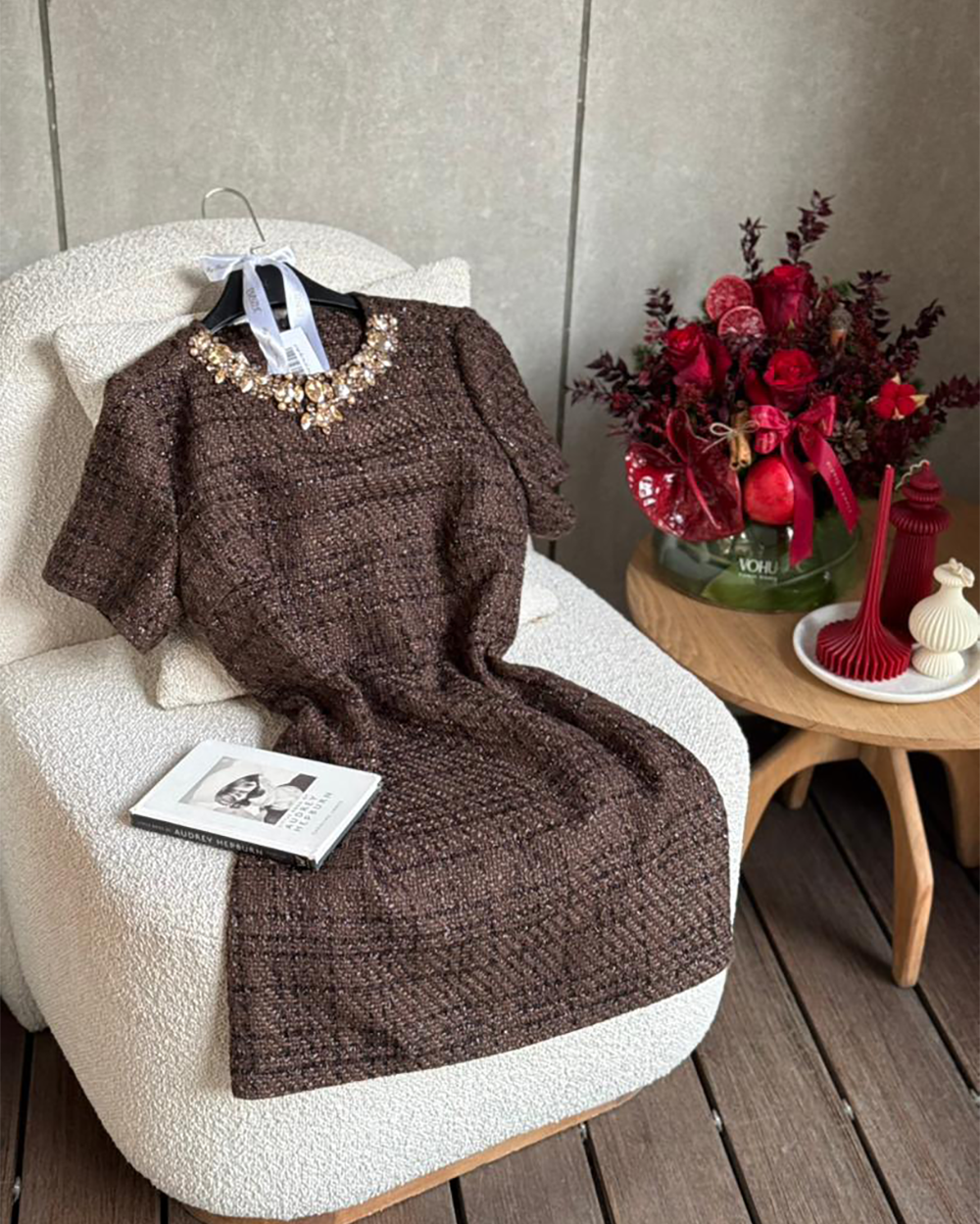 پیراهن یقه سنگ شنل