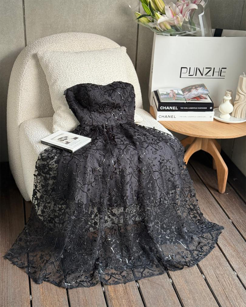 پیراهن دکلته گل برجسته