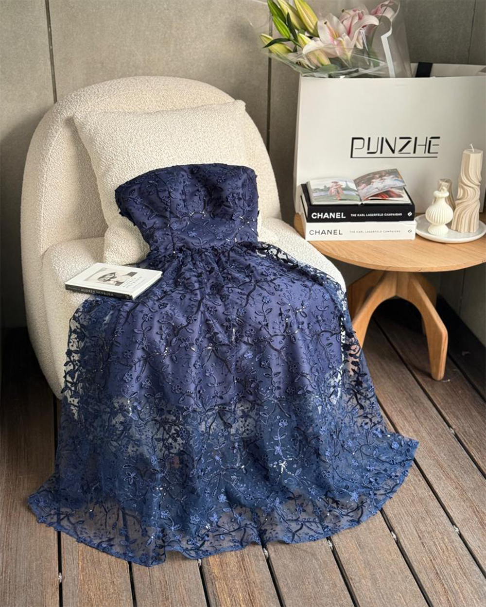 پیراهن دکلته گل برجسته