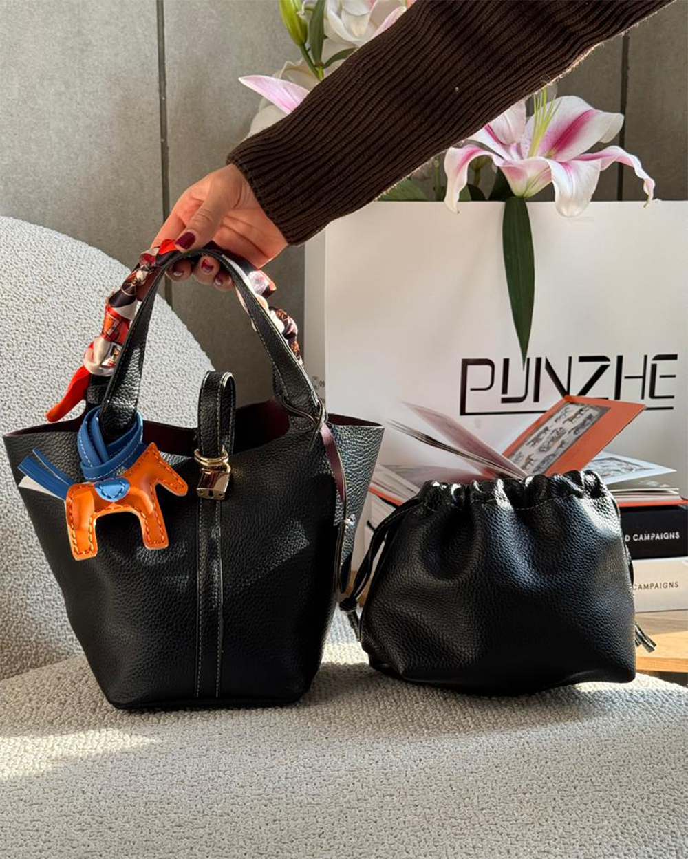 کیف جمع شو چارم دار