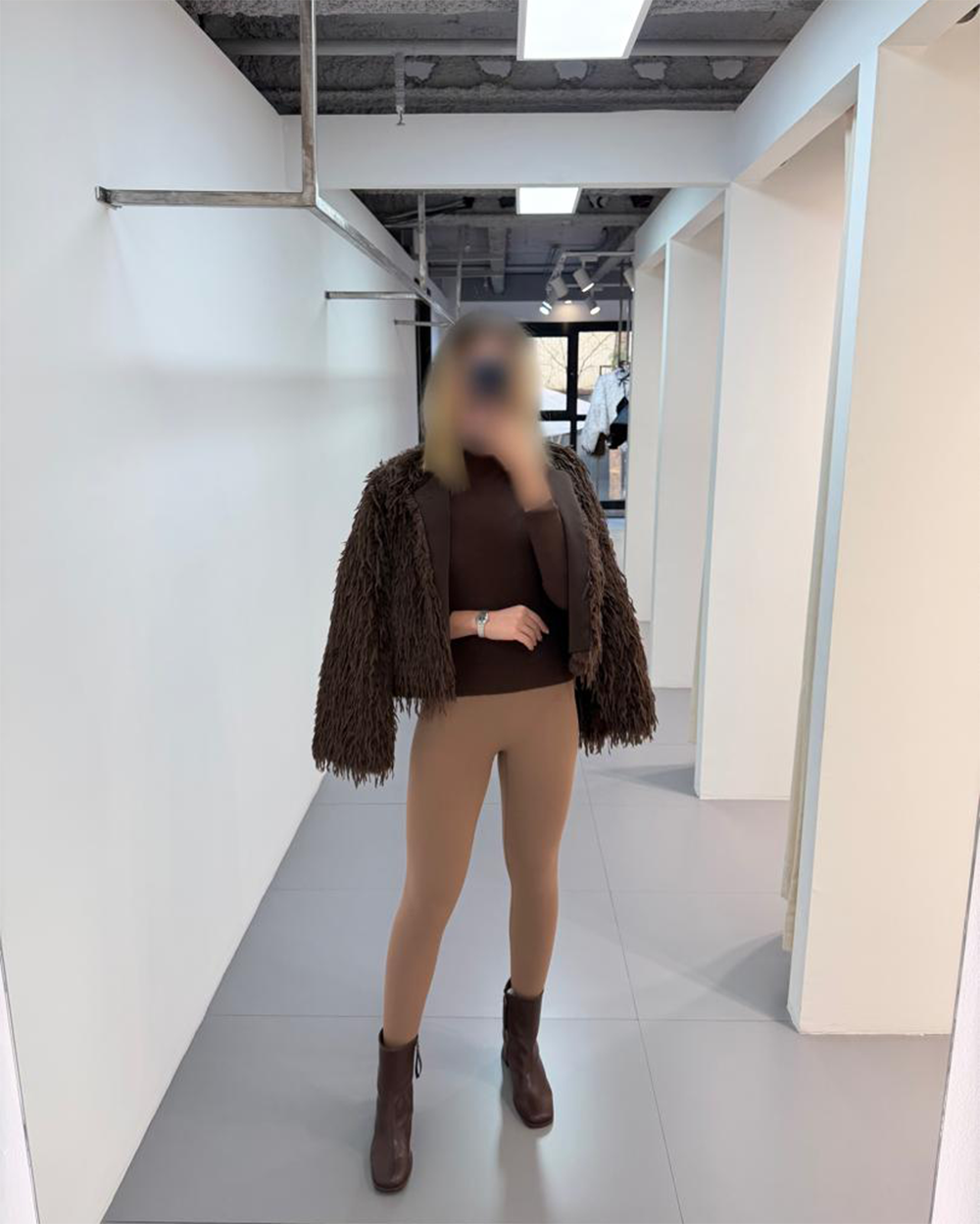 کت پوست آماندا