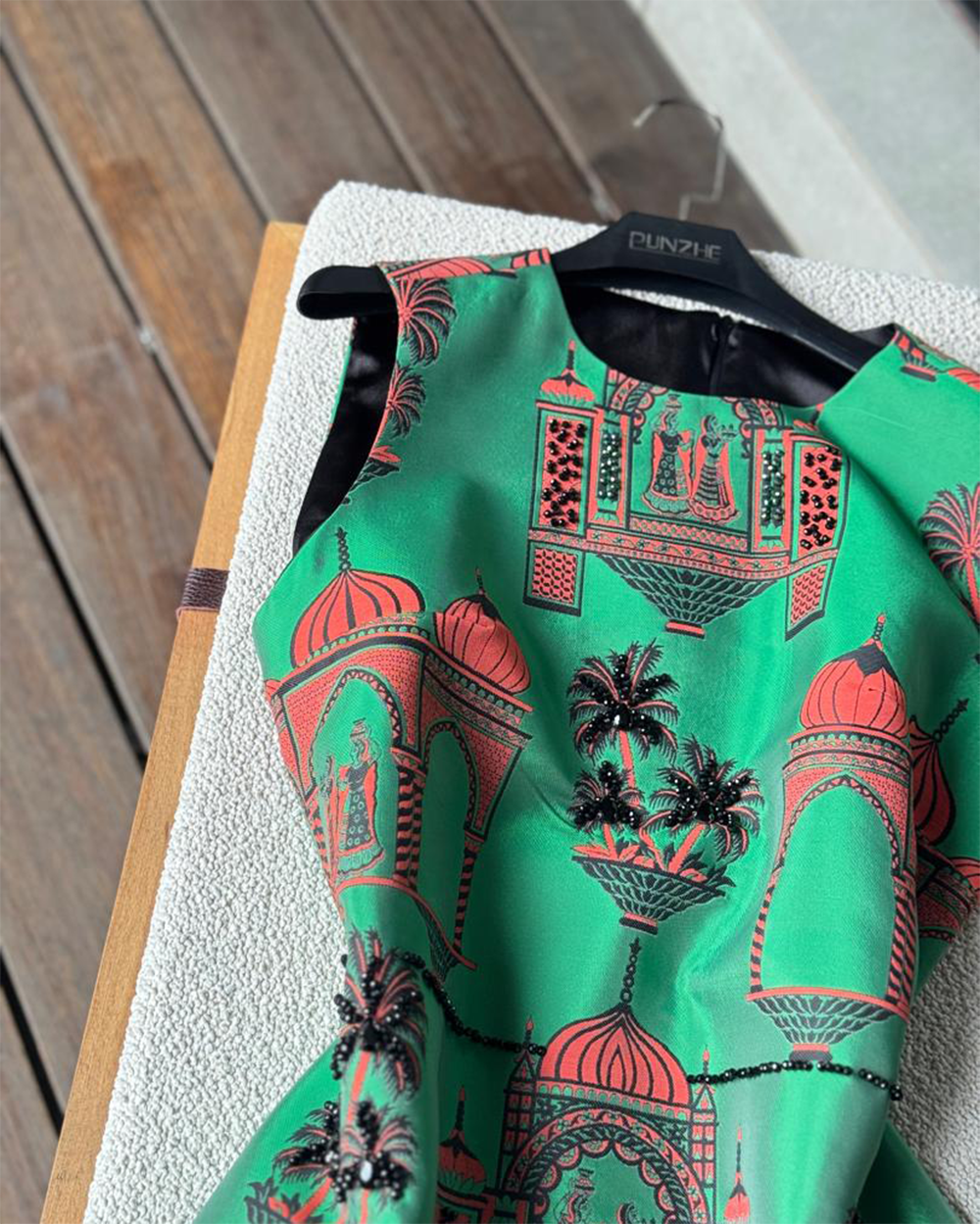 پیراهن رنگی کار شده