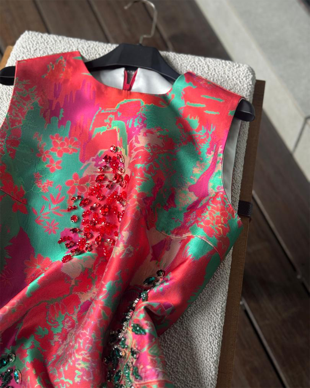 پیراهن رنگی کار شده