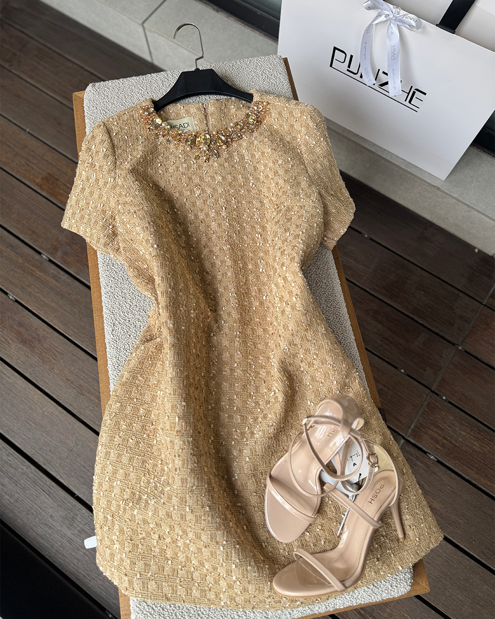 پیراهن یقه سنگ شنل