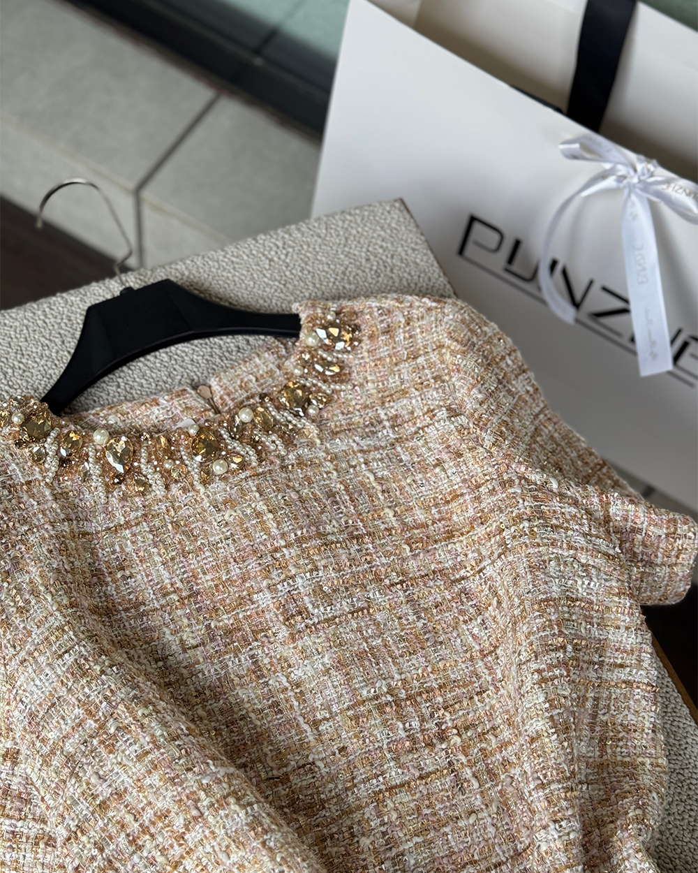 پیراهن یقه سنگ شنل