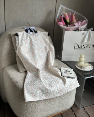 پیراهن گلدوزی مرواریدی