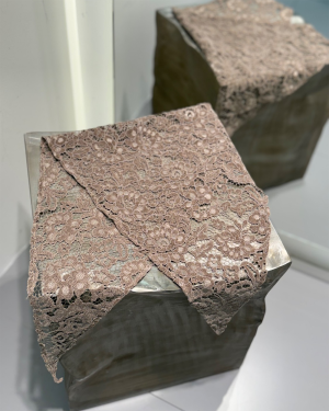 روسری دانتل کلاسیک